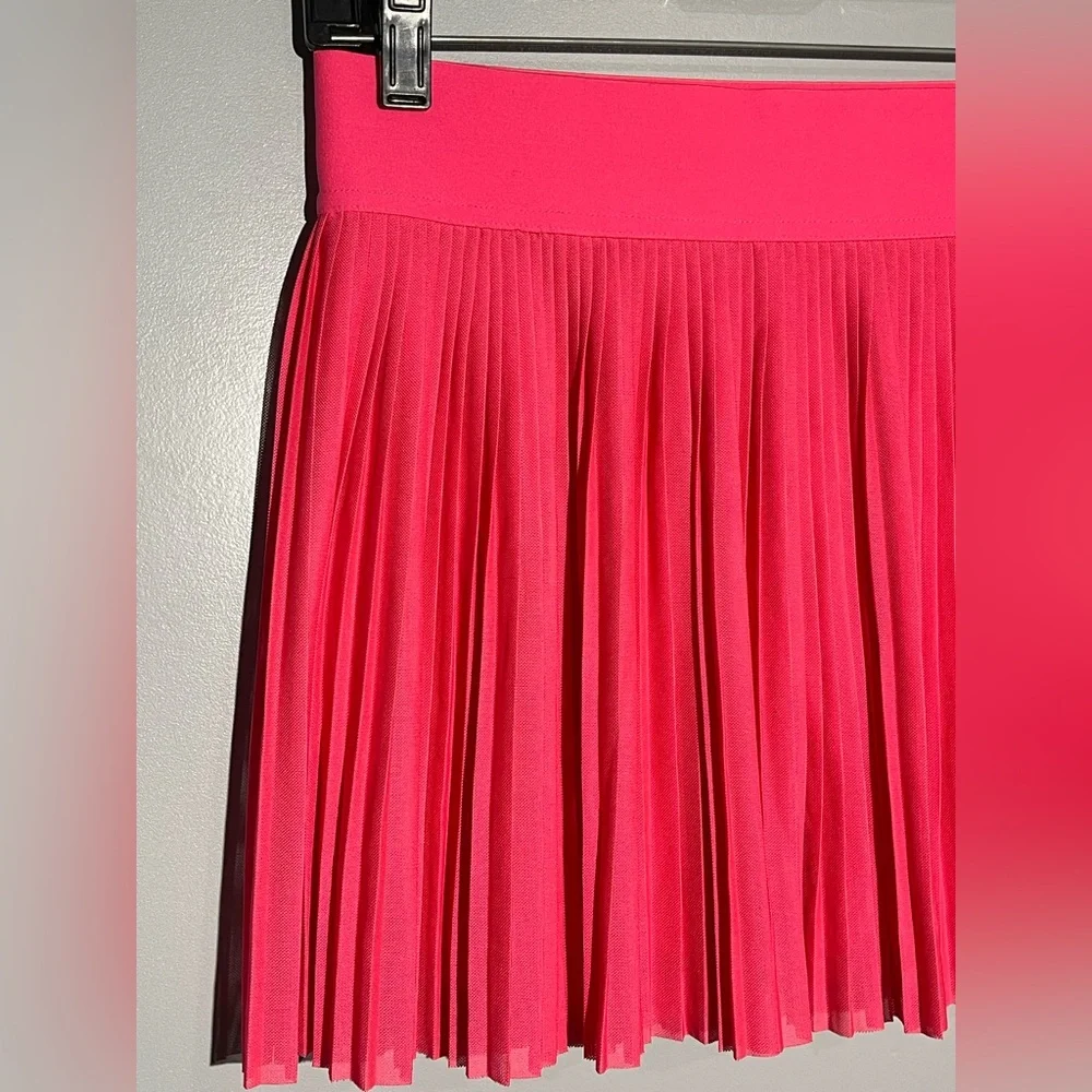 Vibrant‎ Pink Pleated Skirt